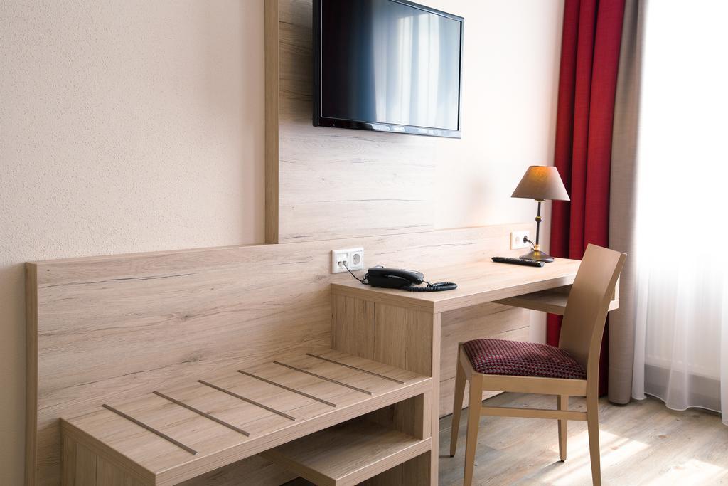 Aparthotel Altomuenster - Garni Bilik gambar